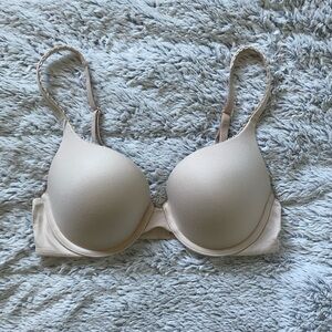 Victoria’s Secret push up bra